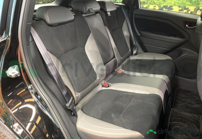 Subaru Forester Black