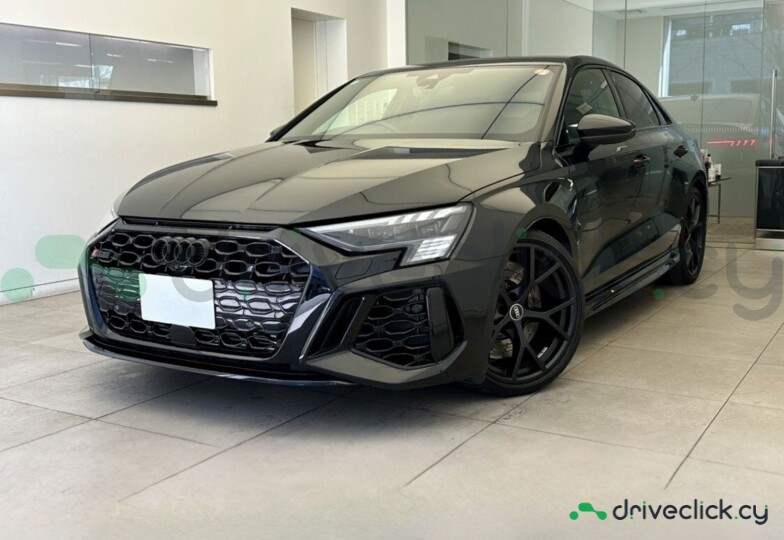 Audi RS3 Black