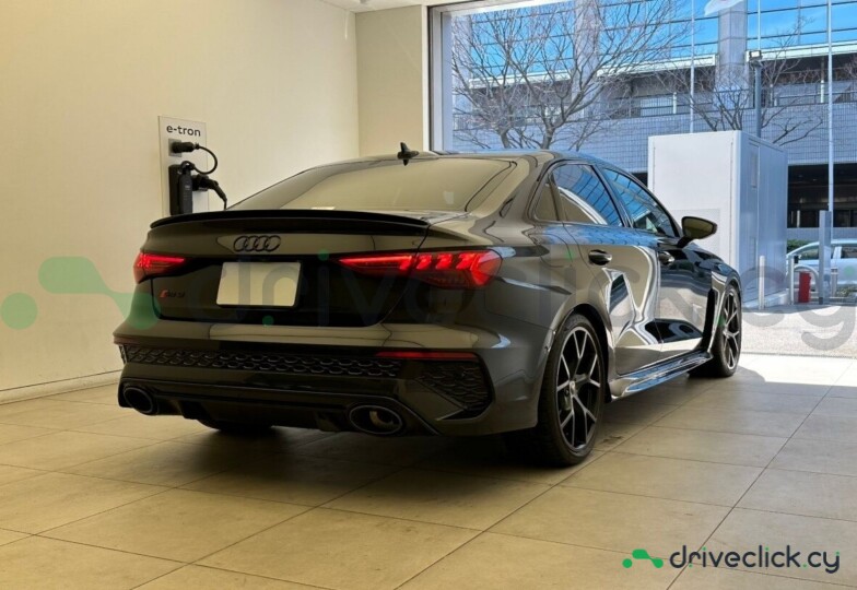 Audi RS3 Black