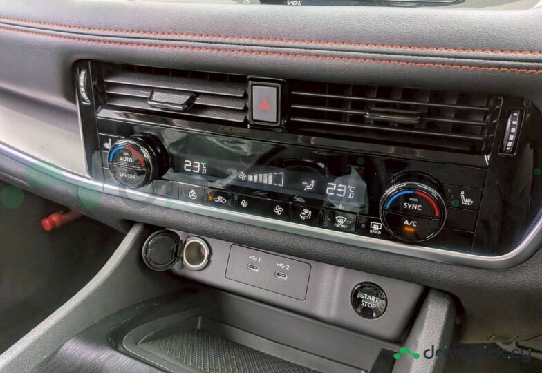 Nissan X-Trail Серый