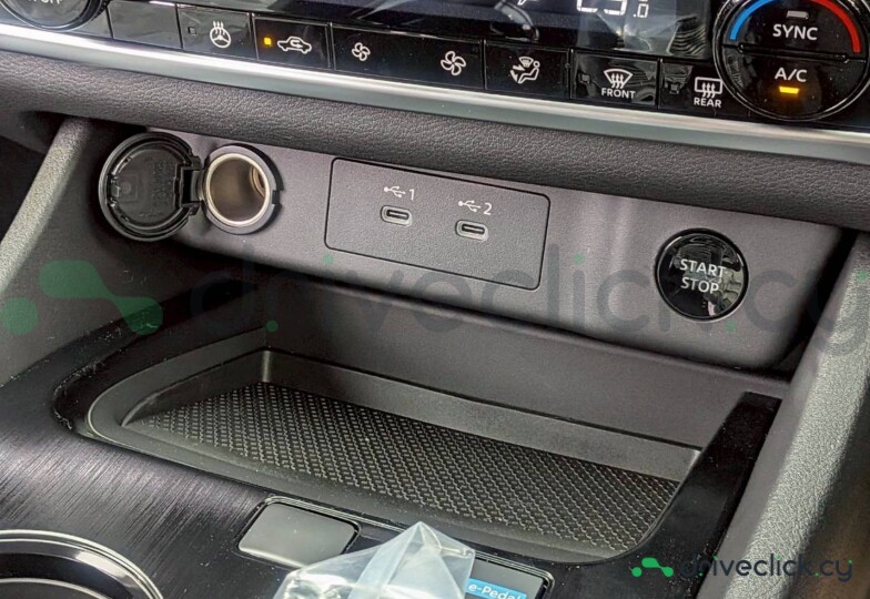 Nissan X-Trail Серый