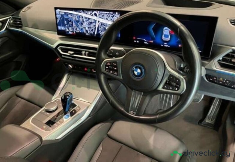 BMW i4 White