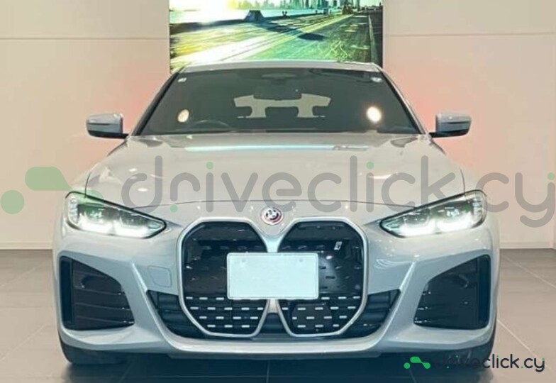 BMW i4 White