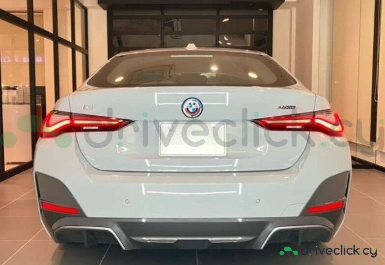 BMW i4 White