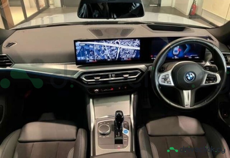 BMW i4 White