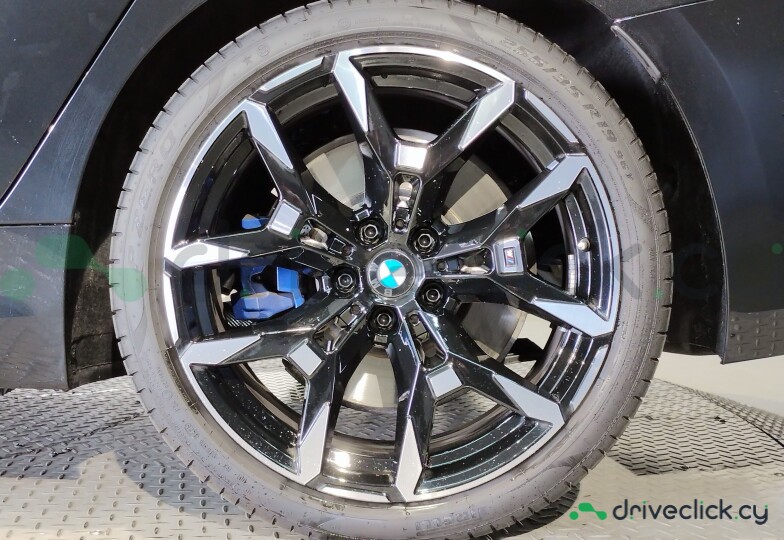 BMW 3 series Black