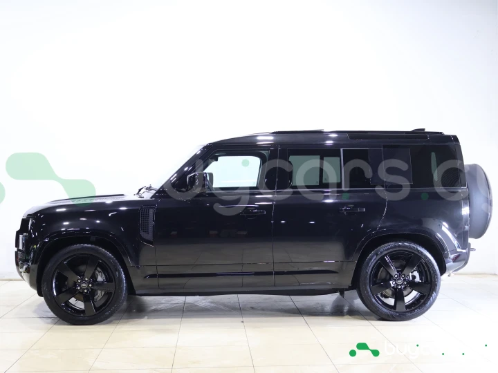 Land Rover Defender Черный