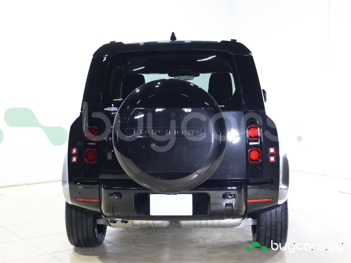 Land Rover Defender Черный