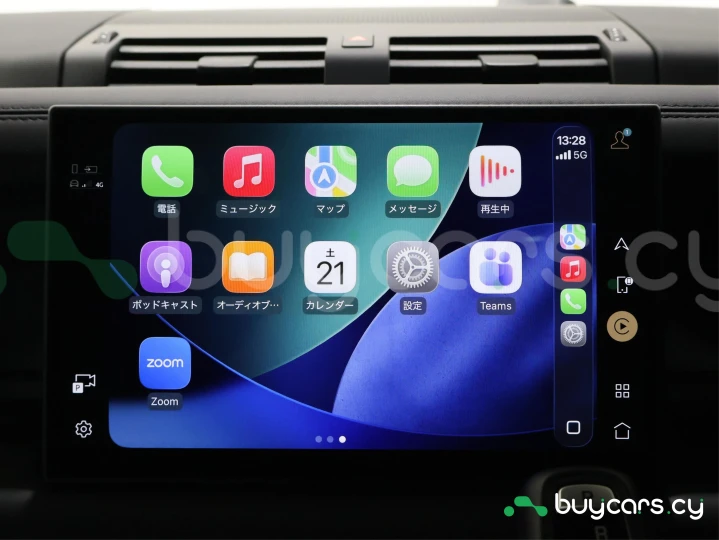 Land Rover Defender Черный