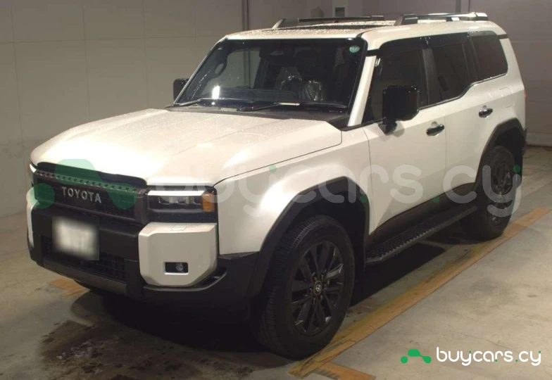 Toyota Land Cruiser 250 Белый
