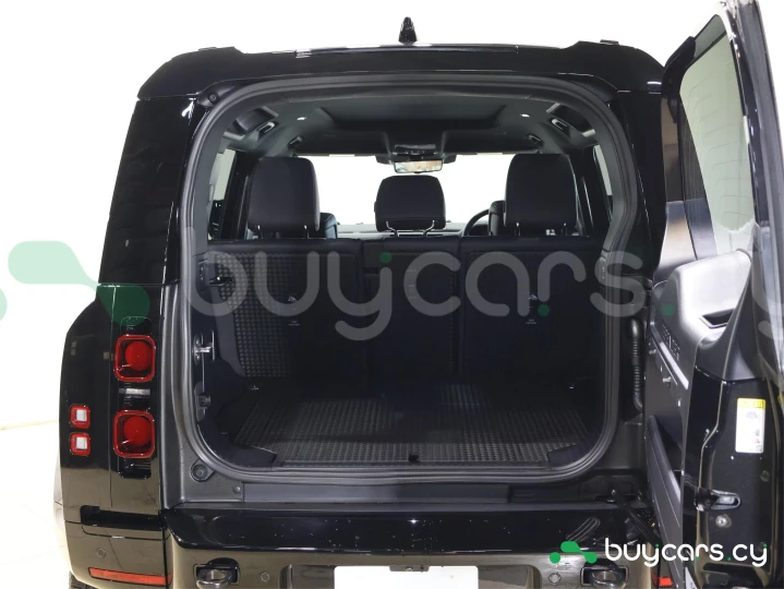 Land Rover Defender Черный