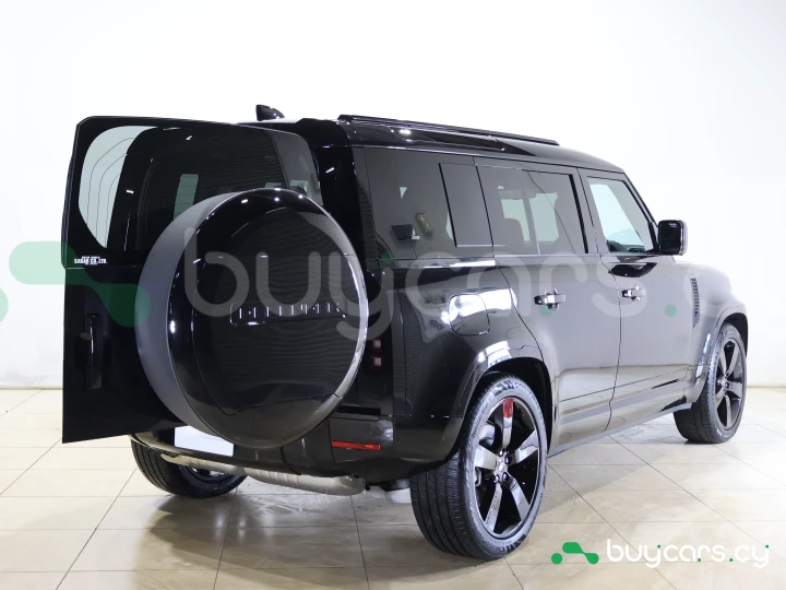 Land Rover Defender Черный