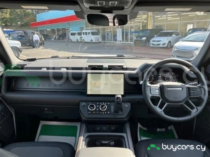 Land Rover Defender Белый