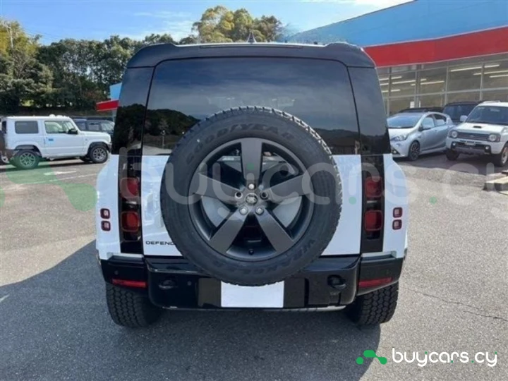 Land Rover Defender Белый