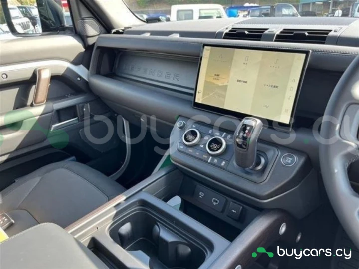 Land Rover Defender Белый