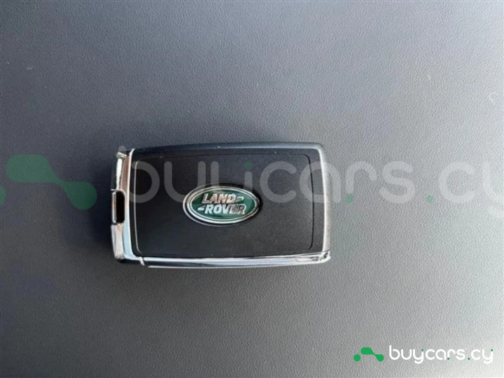 Land Rover Defender Белый