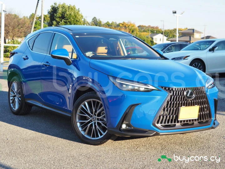 Lexus NX Синий