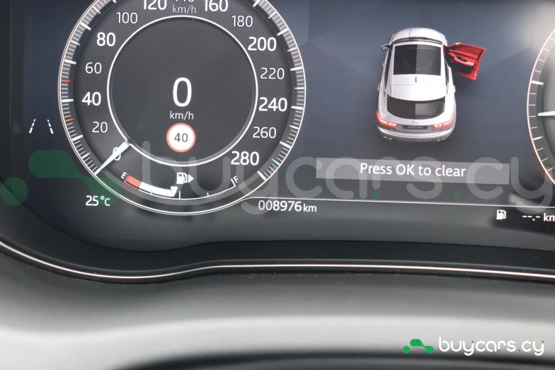 Jaguar E-Pace Черный