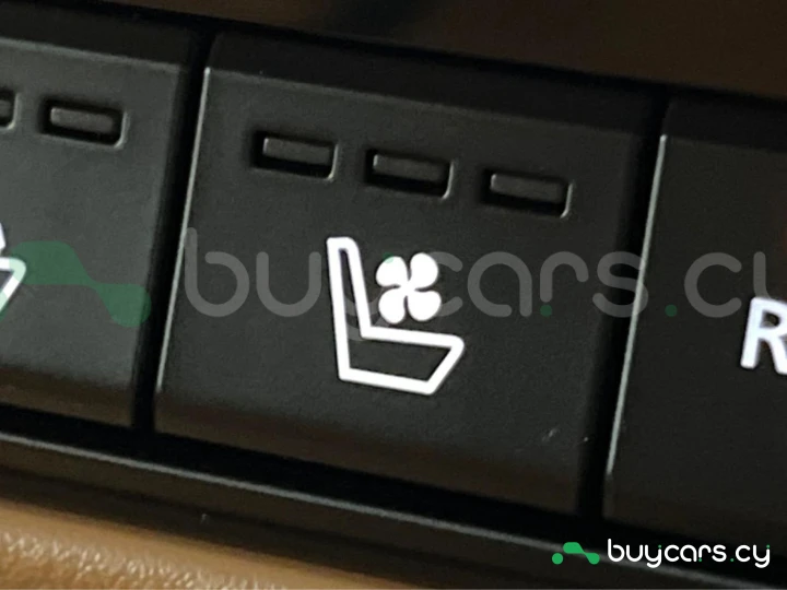 Mazda CX-80 Черный