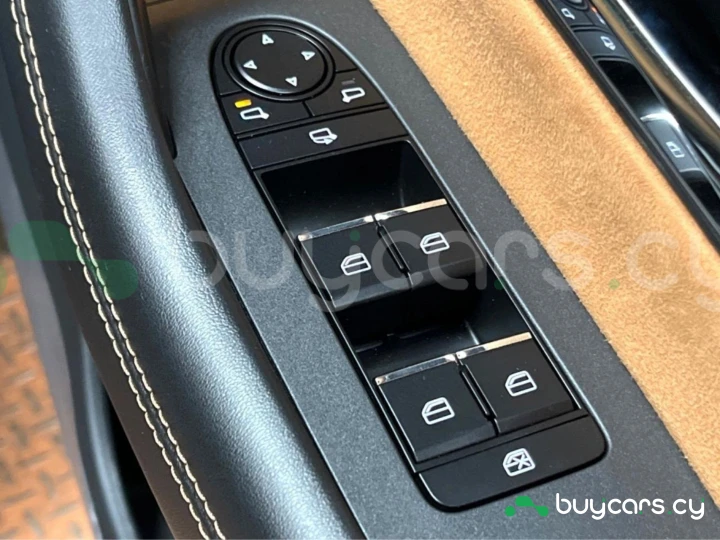 Mazda CX-80 Черный