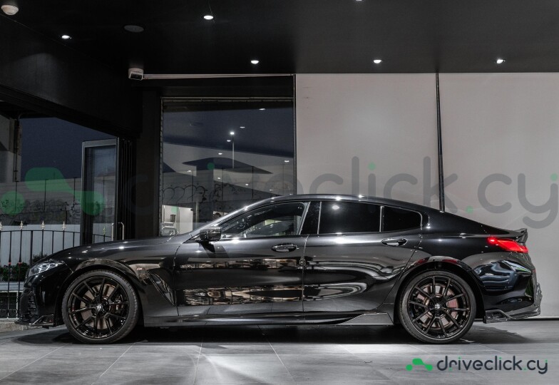 BMW 8 series Black