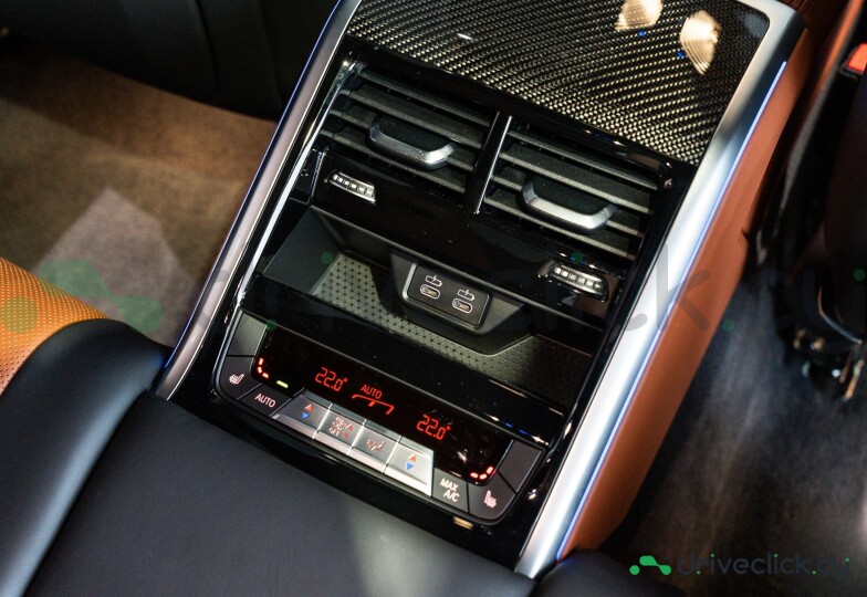 BMW 8 series Black
