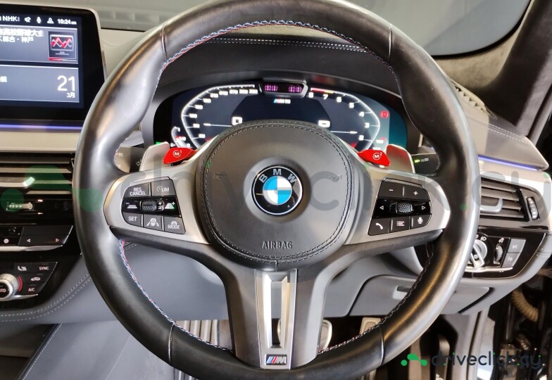 BMW M5 Black