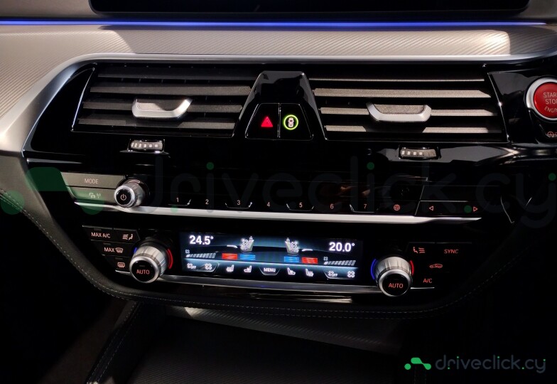 BMW M5 Black