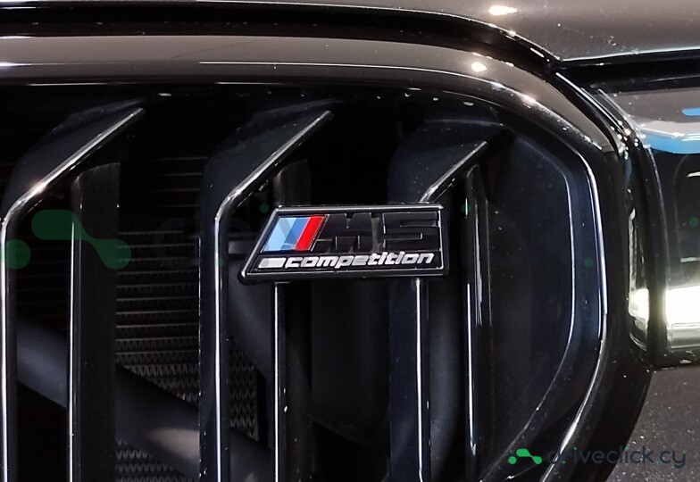 BMW M5 Black