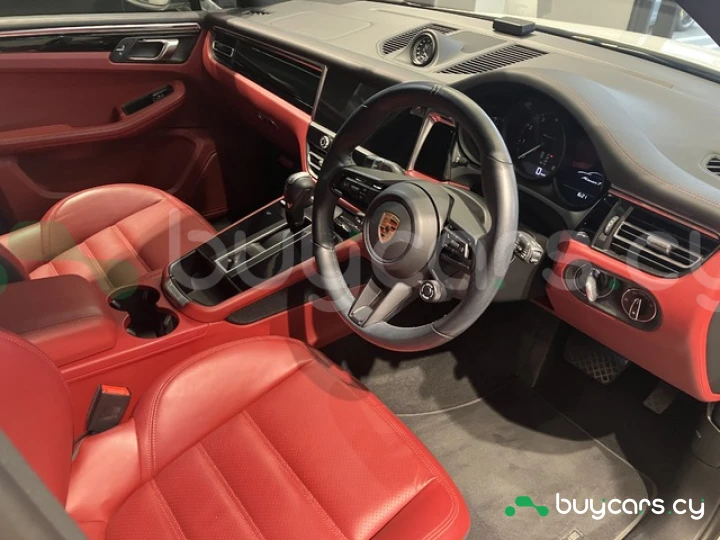 Porsche Macan Белый