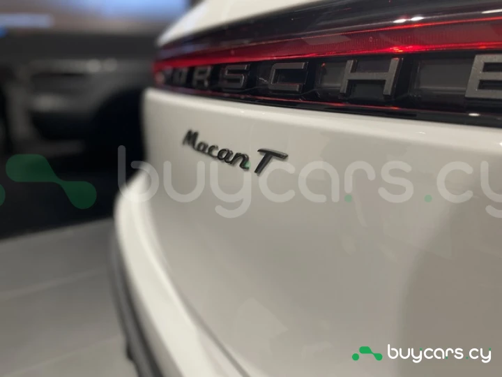 Porsche Macan Белый