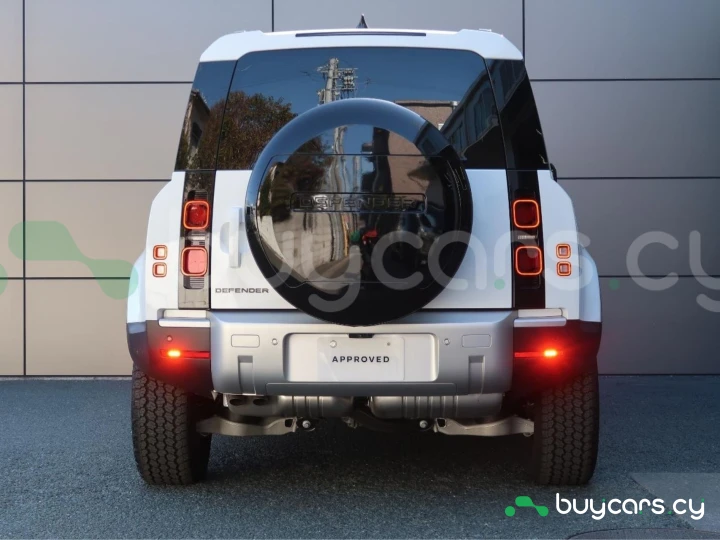 Land Rover Defender Белый