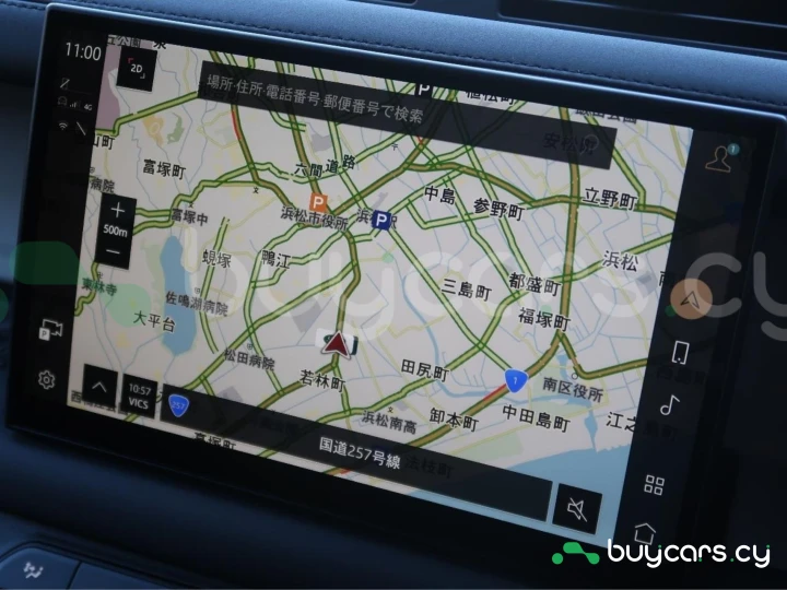 Land Rover Defender Белый