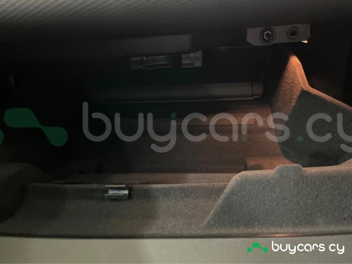 Land Rover Discovery Sport Grey