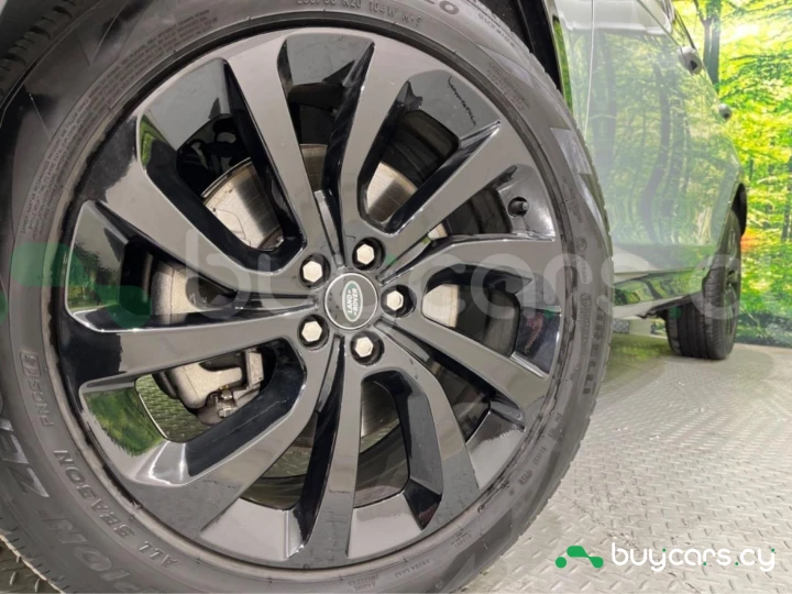 Land Rover Discovery Sport Grey