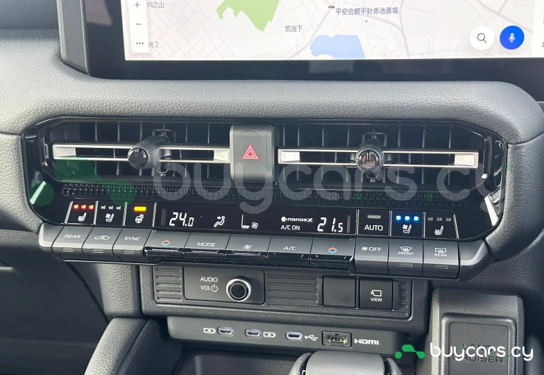 Toyota Land Cruiser 250 Черный