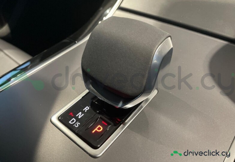 Land Rover Range Rover Velar White