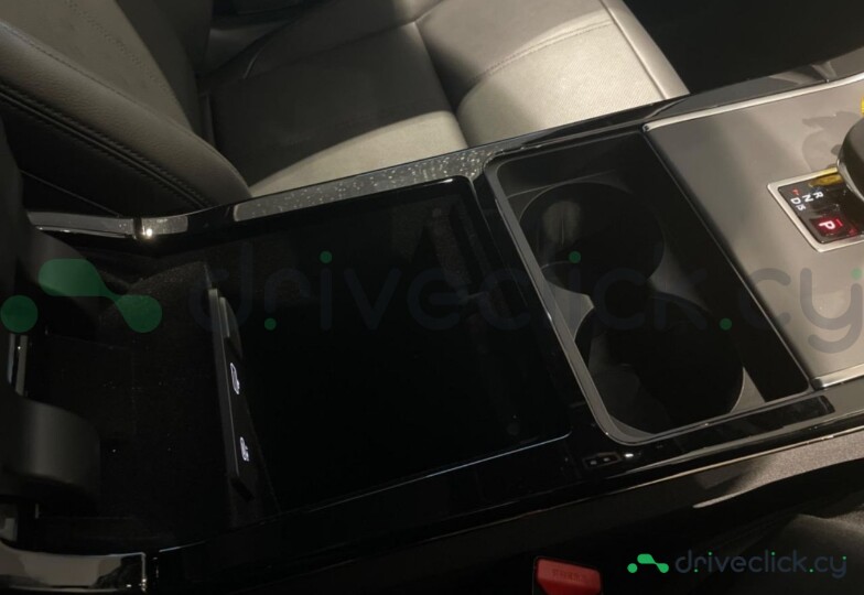 Land Rover Range Rover Velar White