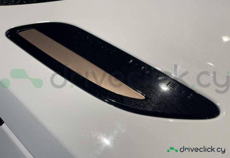 Land Rover Range Rover Velar White