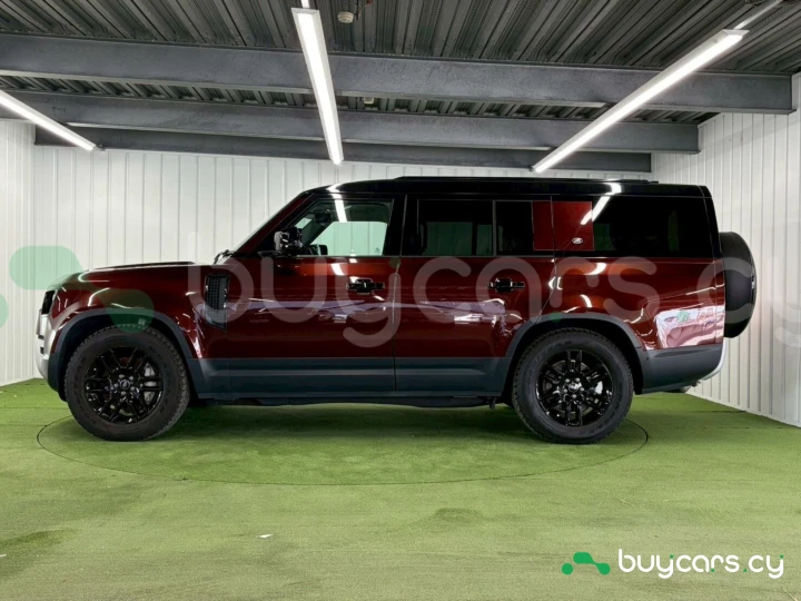 Land Rover Defender Темно-красный