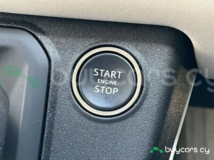 Land Rover Defender Темно-красный