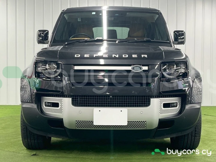 Land Rover Defender Серый