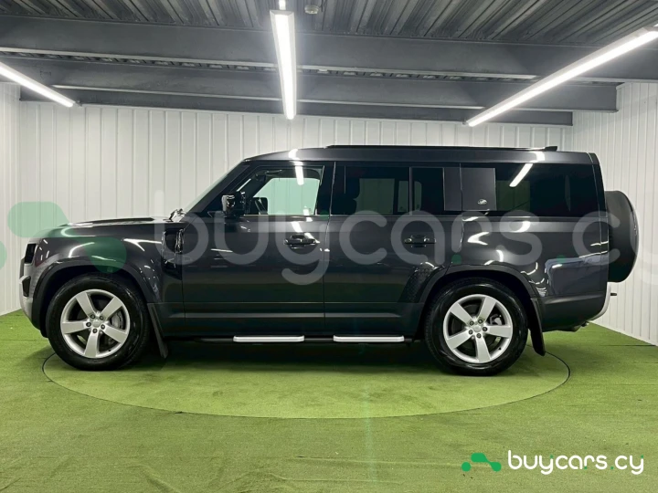 Land Rover Defender Серый