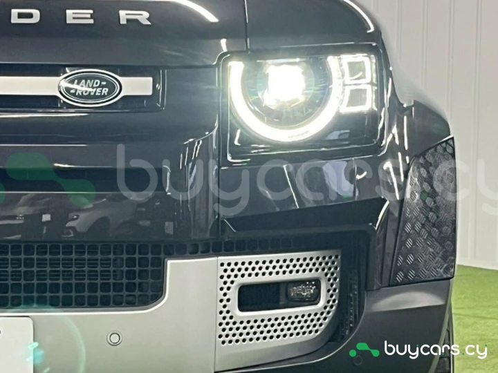 Land Rover Defender Серый