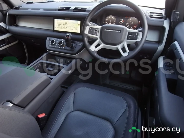 Land Rover Defender Белый