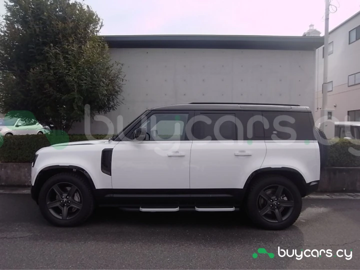 Land Rover Defender Белый