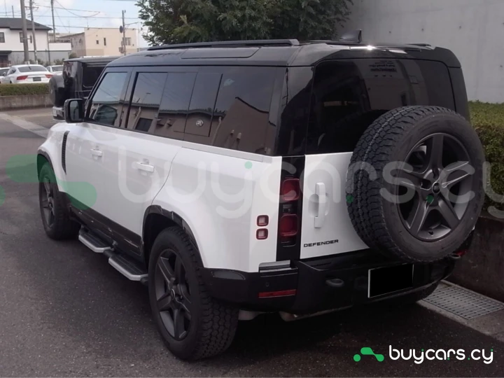 Land Rover Defender Белый