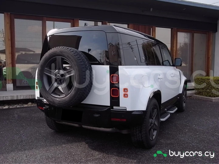 Land Rover Defender Белый