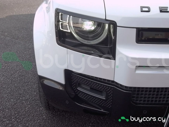 Land Rover Defender Белый