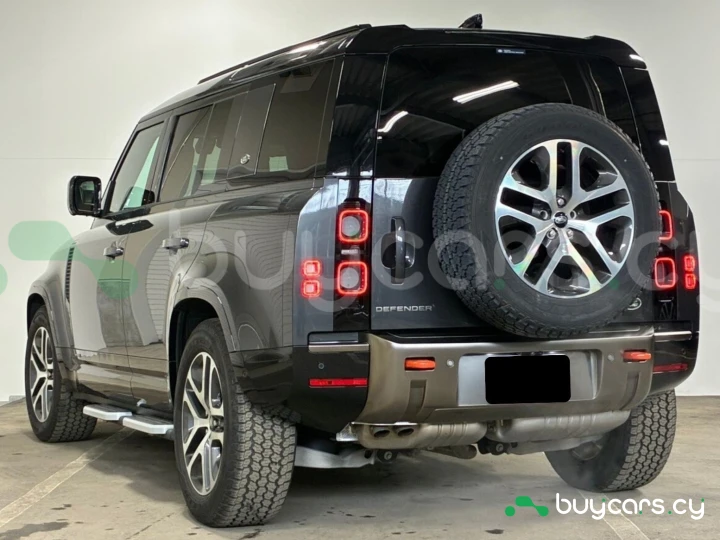 Land Rover Defender Черный